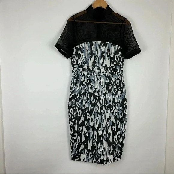 Karen‎ Millen Printed Snow Leopard Pencil Dress - Picture 1 of 6